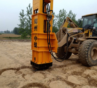 云南宜賓至畢節(jié)高速公路威信至鎮(zhèn)雄段液壓夯實(shí)機(jī)施工案例