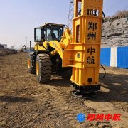 廣東省汕(頭)湛(江)高速公路惠州至清遠(yuǎn)段項(xiàng)目液壓夯實(shí)機(jī)施工